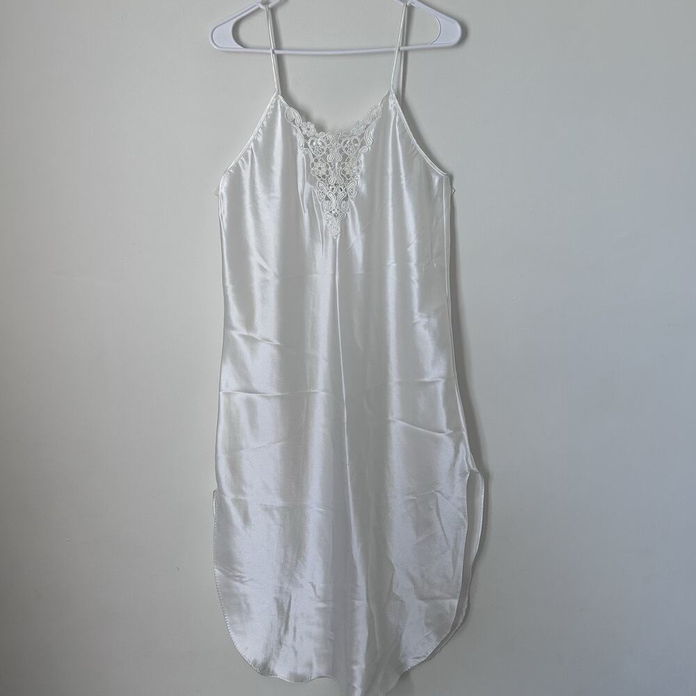 Cinema Etoile Vintage Lingerie Ivory Lace Slip Dress Nightgown Bridal medium